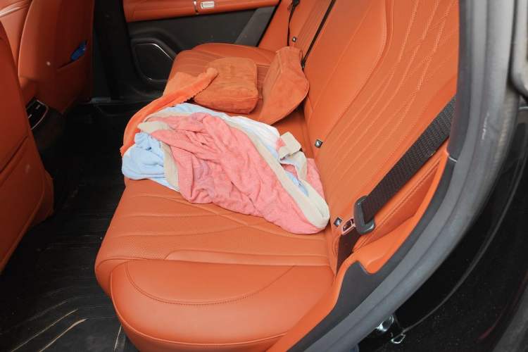 Used CHANGAN NEVO Q07 2025 145 Prestige Edition Left Rear Seat