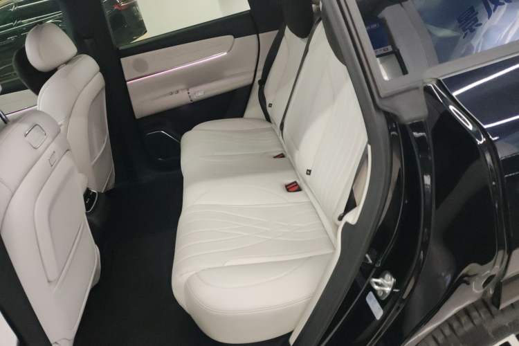 Used CHANGAN NEVO Q07 2025 215 Prestige Edition Left Rear Seat