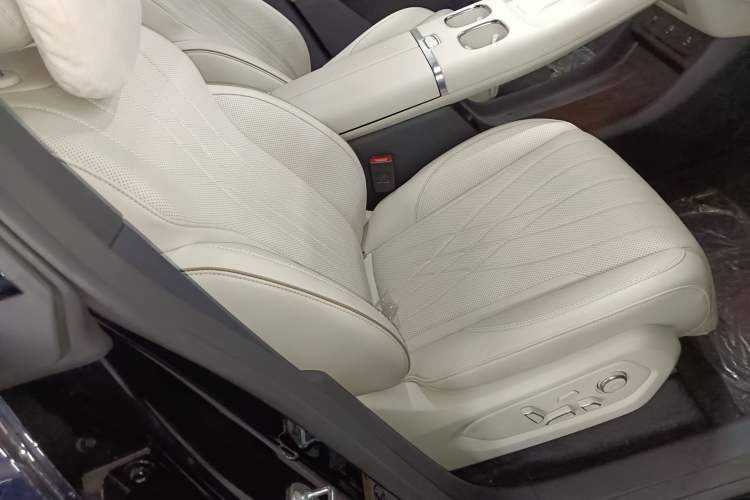 Used CHANGAN NEVO Q07 2025 215 Prestige Edition Right Front Seat