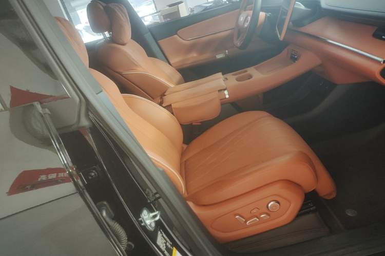 Used CHANGAN NEVO Q07 2025 145 Prestige Edition Right Front Seat