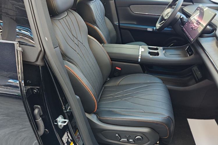 Used CHANGAN NEVO Q07 2025 215 Flagship PLUS Right Front Seat