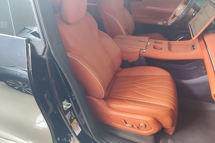 Used CHANGAN NEVO Q07 2025 145 Prestige Edition Right Front Seat