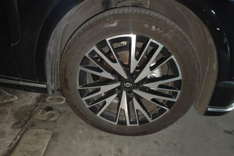 Used CHANGAN NEVO Q07 2025 215 Prestige Edition Right Front Wheel Hub