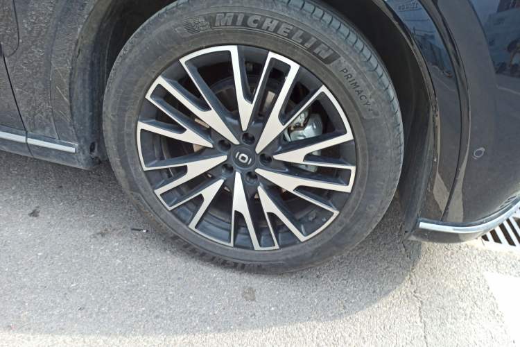 Used CHANGAN NEVO Q07 2025 215 Flagship PLUS Right Front Wheel Hub