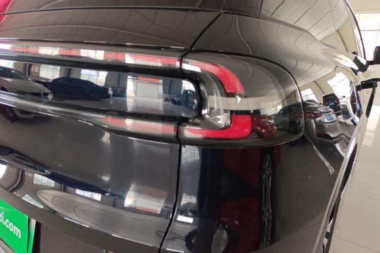 Used CHANGAN NEVO Q07 2025 Model 215 Laser Flagship Right Rear Taillight