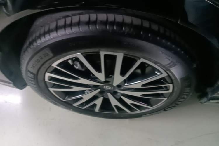 Used CHANGAN NEVO Q07 2025 215 Flagship PLUS Right Rear Wheel Hub