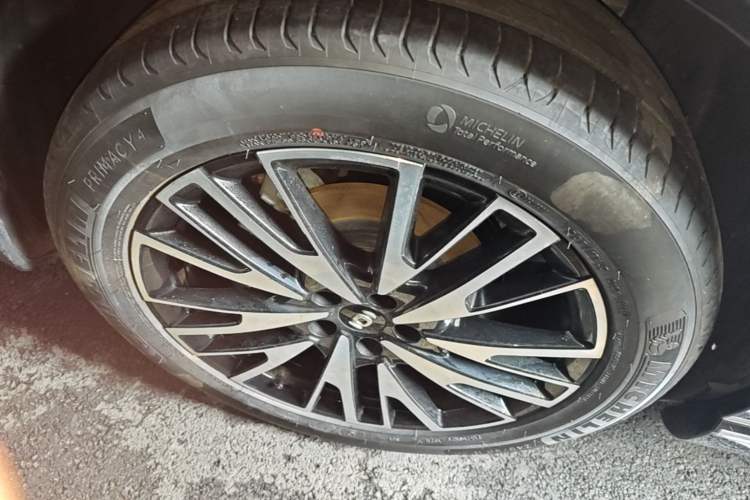 Used CHANGAN NEVO Q07 2025 215 Flagship PLUS Right Rear Wheel Hub
