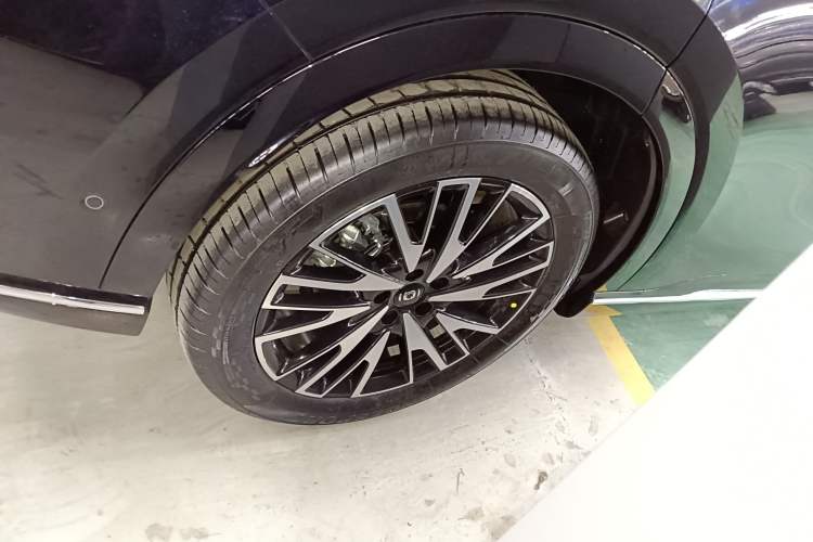 Used CHANGAN NEVO Q07 2025 215 Prestige Edition Right Rear Wheel Hub
