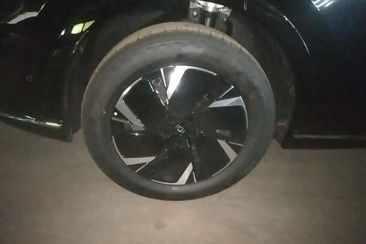 Used CHANGAN NEVO Q07 2025 145 Prestige Edition Right Rear Wheel Hub