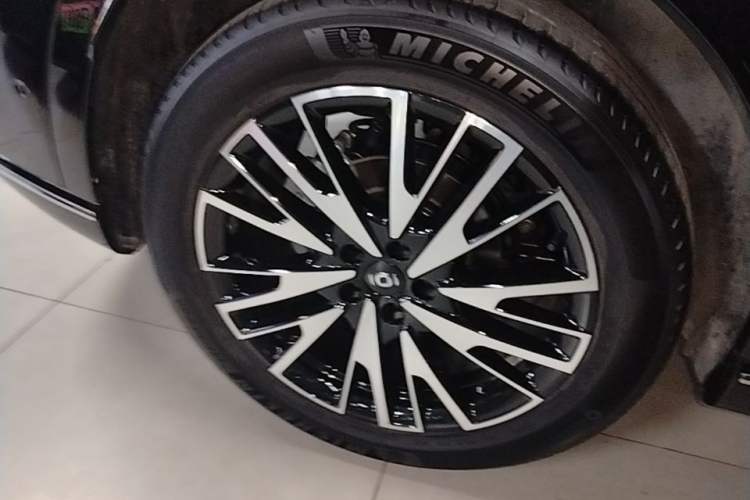 Used CHANGAN NEVO Q07 2025 215 Flagship PLUS Right Rear Wheel Hub