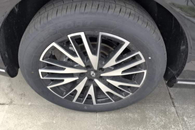 Used CHANGAN NEVO Q07 2025 215 Prestige Edition Right Rear Wheel Hub