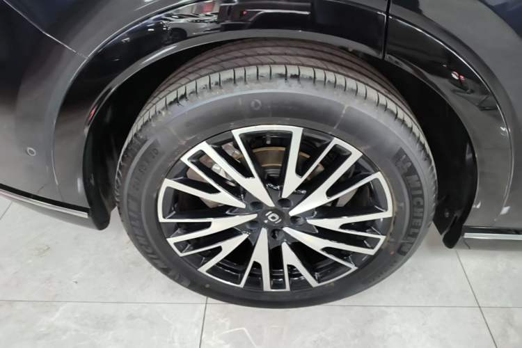 Used CHANGAN NEVO Q07 2025 215 Flagship PLUS Right Rear Wheel Hub