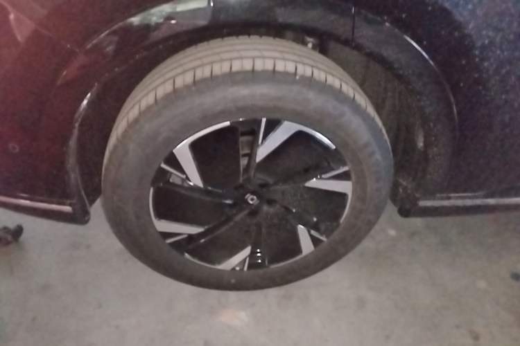 Used CHANGAN NEVO Q07 2025 145 Prestige Edition Right Rear Wheel Hub
