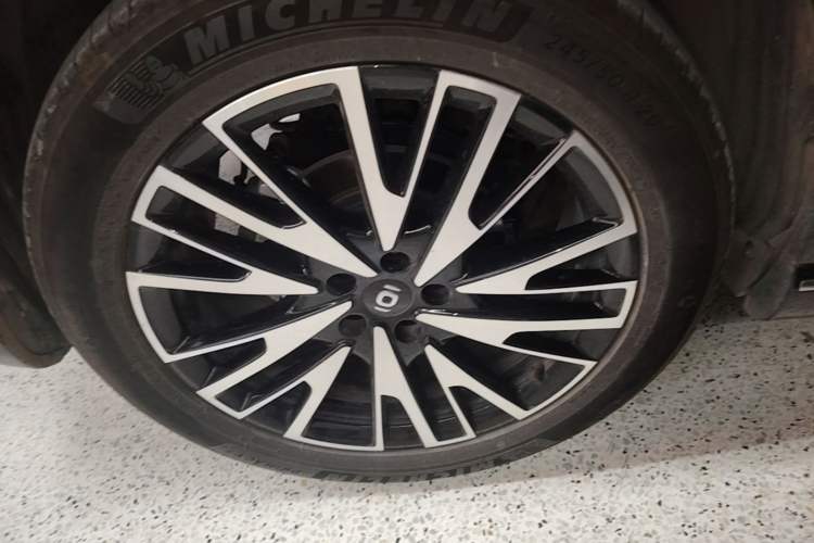 Used CHANGAN NEVO Q07 2025 215 Flagship PLUS Right Rear Wheel Hub
