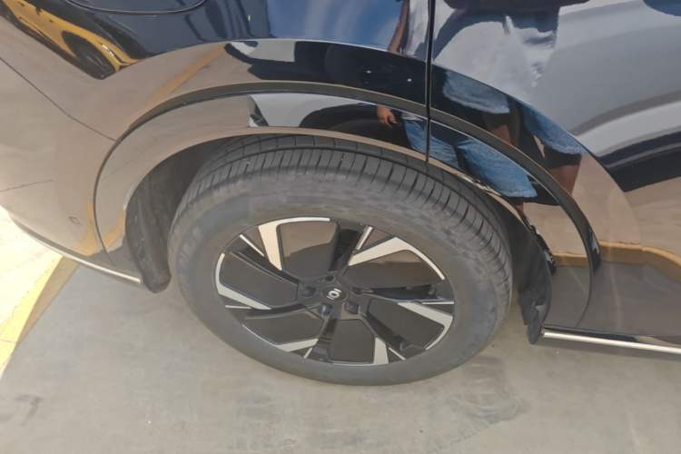 Used CHANGAN NEVO Q07 2025 145 Prestige Edition Right Rear Wheel Hub