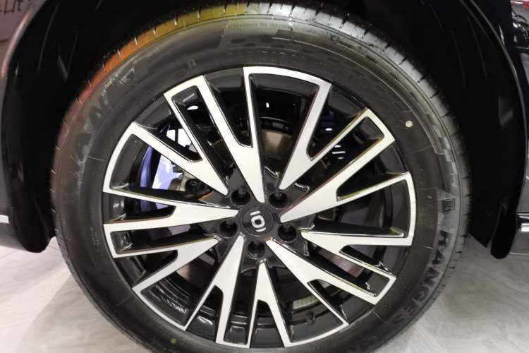 Used CHANGAN NEVO Q07 2025 215 Prestige Edition Right Rear Wheel Hub