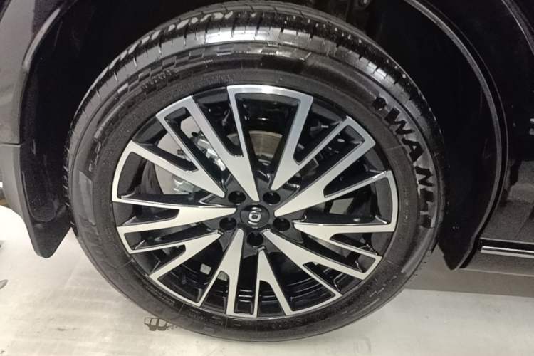 Used CHANGAN NEVO Q07 2025 215 Prestige Edition Right Rear Wheel Hub