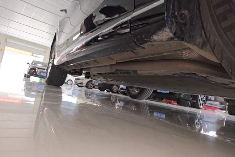Used CHANGAN NEVO Q07 2025 Model 215 Laser Flagship Right Side Sill