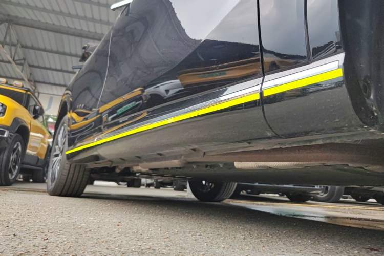 Used CHANGAN NEVO Q07 2025 215 Flagship Edition Right Side Sill