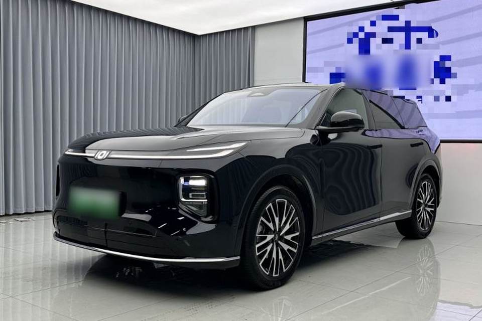 CHANGAN NEVO Q07 2025