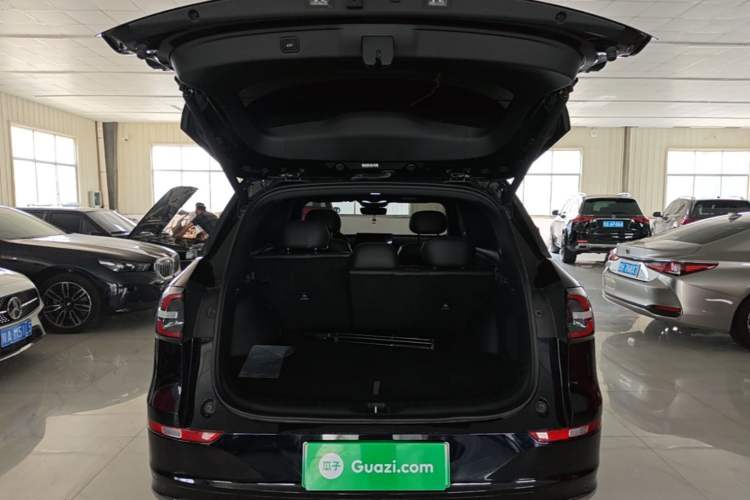 Used CHANGAN NEVO Q07 2025 Model 215 Laser Flagship Trunk
