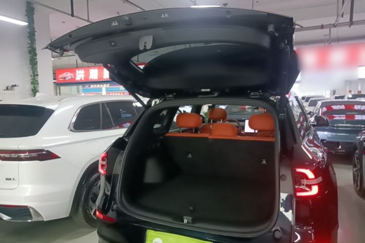 Used CHANGAN NEVO Q07 2025 215 Flagship PLUS Trunk