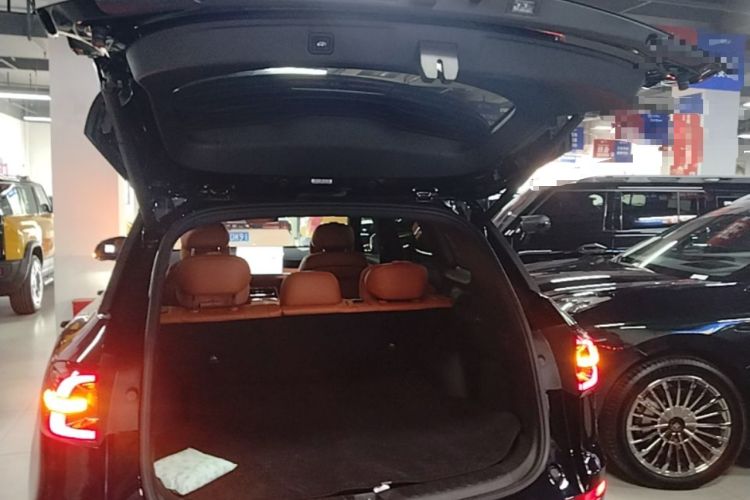 Used CHANGAN NEVO Q07 2025 215 Flagship PLUS Trunk