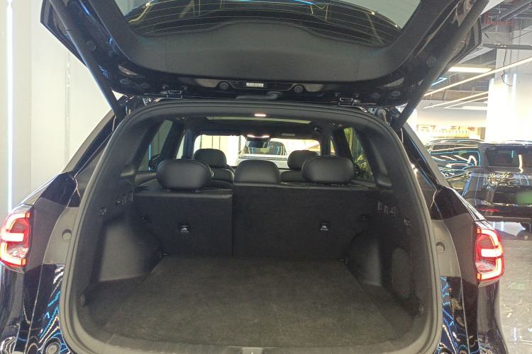 Used CHANGAN NEVO Q07 2025 215 Flagship PLUS Trunk