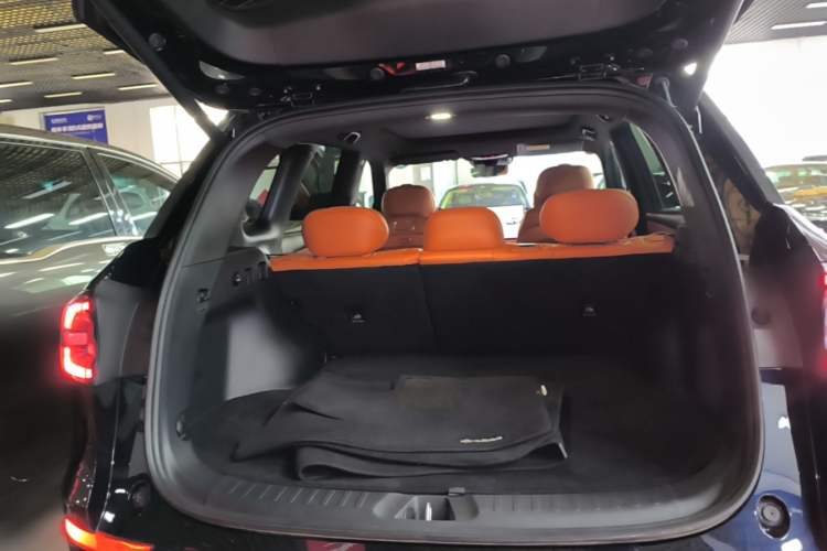 Used CHANGAN NEVO Q07 2025 215 Flagship PLUS Trunk