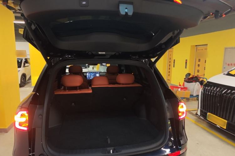 Used CHANGAN NEVO Q07 2025 215 Flagship PLUS Trunk