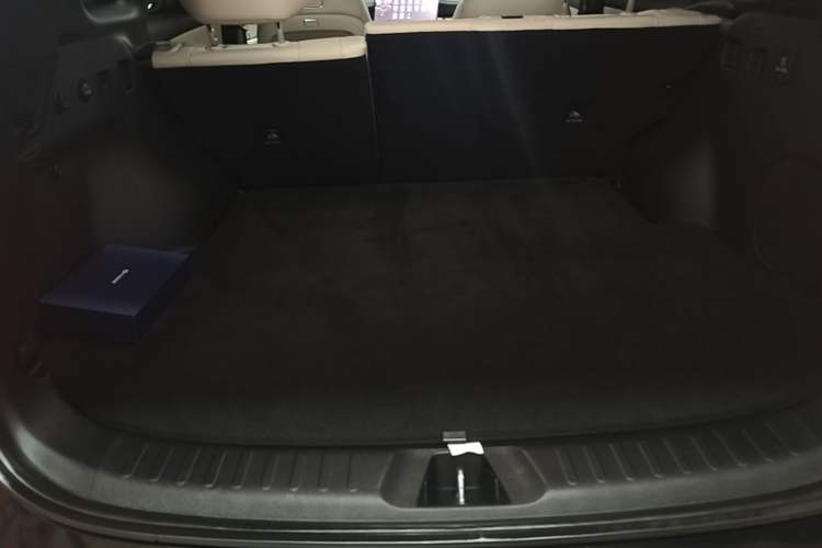 Used CHANGAN NEVO Q07 2025 215 Flagship PLUS Trunk