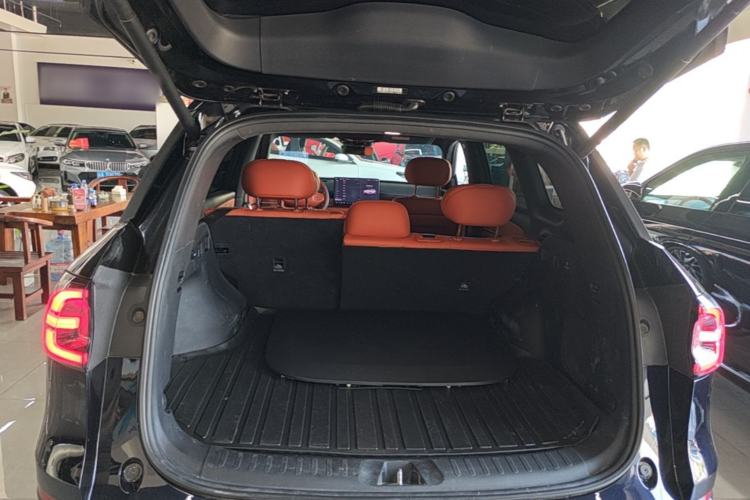 Used CHANGAN NEVO Q07 2025 215 Flagship Edition Trunk