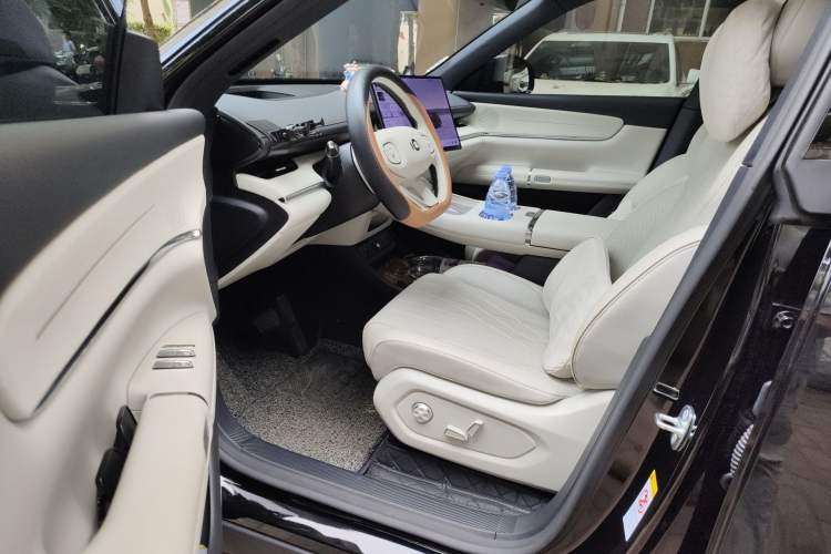 Used CHANGAN NEVO Q07 2025 215 Prestige Edition Driver Seat