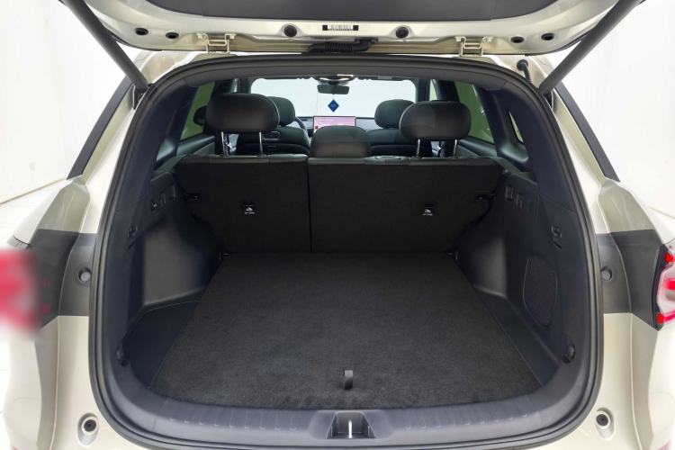 Used CHANGAN NEVO Q07 2025 215 Flagship Edition Interior 6