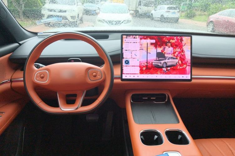 Used CHANGAN NEVO Q07 2025 Model 215 Laser Prestige Center Console
