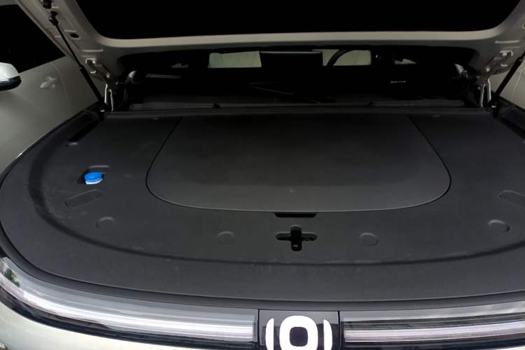 Used CHANGAN NEVO Q07 2025 Model 215 Laser Flagship PLUS Engine Bay