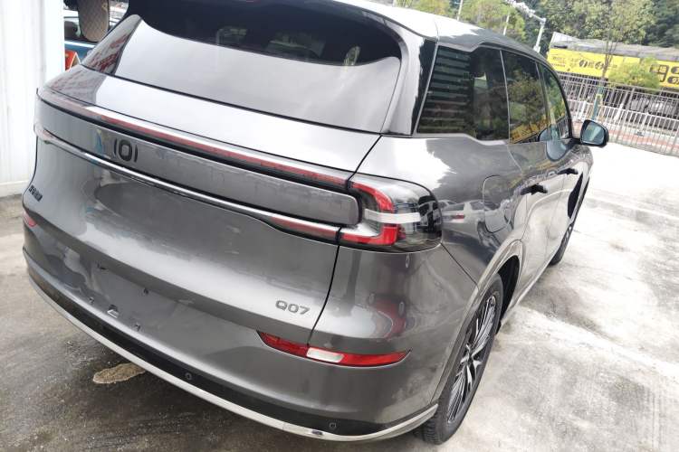 Used CHANGAN NEVO Q07 2025 215 Flagship Edition Exterior 5