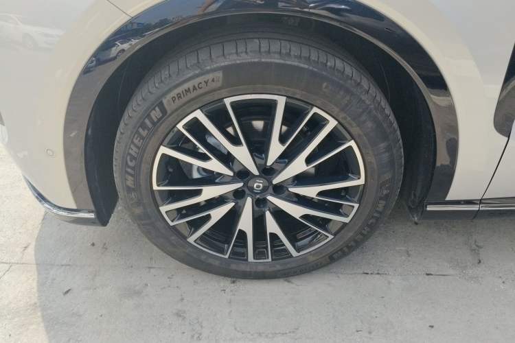 Used CHANGAN NEVO Q07 2025 215 Flagship PLUS Exterior 7