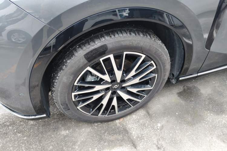 Used CHANGAN NEVO Q07 2025 215 Flagship Edition Exterior 7