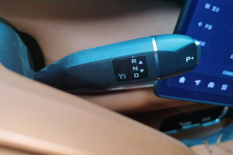 Used CHANGAN NEVO Q07 2025 145 Prestige Edition Gear Lever
