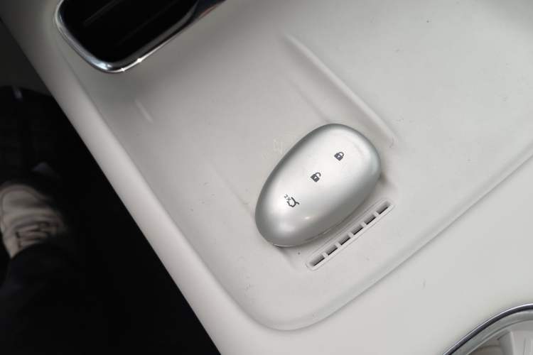 Used CHANGAN NEVO Q07 2025 215 Flagship Edition Interior 1