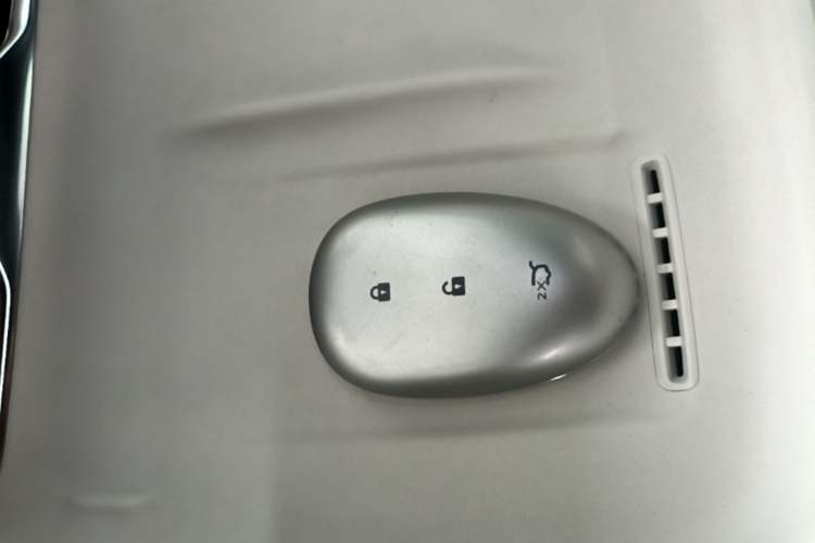 Used CHANGAN NEVO Q07 2025 Model 215 Laser Flagship PLUS Interior 1