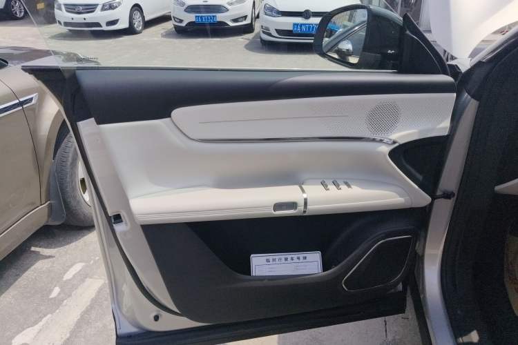 Used CHANGAN NEVO Q07 2025 215 Flagship PLUS Interior 7