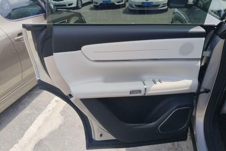 Used CHANGAN NEVO Q07 2025 215 Flagship PLUS Interior 8