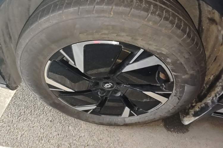 Used CHANGAN NEVO Q07 2025 145 Prestige Edition Left Front Wheel Hub