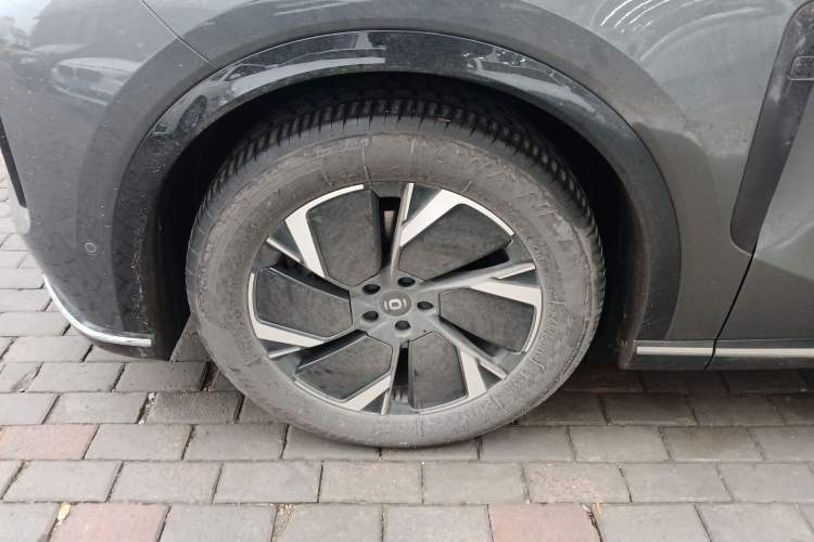 Used CHANGAN NEVO Q07 2025 145 Prestige Edition Left Front Wheel Hub