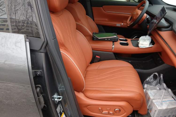 Used CHANGAN NEVO Q07 2025 145 Prestige Edition Right Front Seat