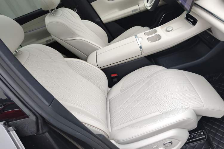 Used CHANGAN NEVO Q07 2025 215 Flagship Edition Right Front Seat