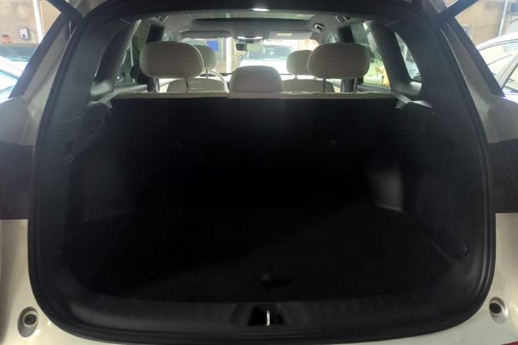 Used CHANGAN NEVO Q07 2025 Model 215 Laser Flagship PLUS Trunk