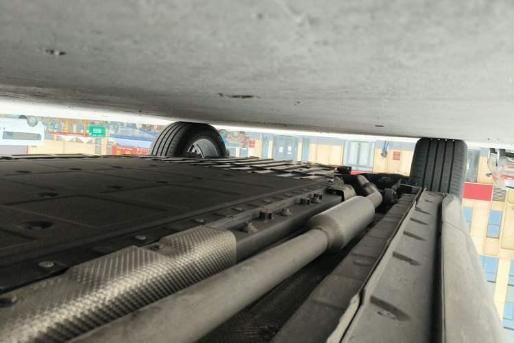 Used CHANGAN NEVO Q07 2025 215 Flagship Edition Chassis Front Right